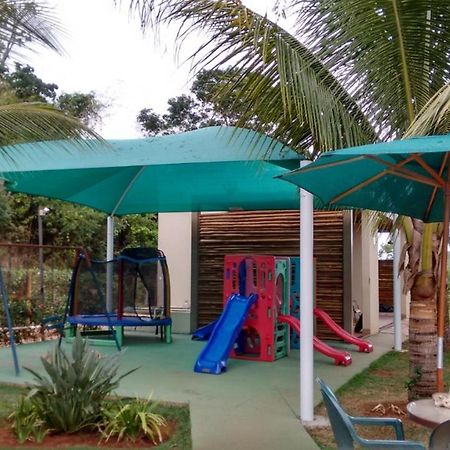 Aldeia Do Lago Caldas Novas Lindo Apt Com Cozinha Mobilia Nova Pode Levar Bebidas Na Area Das Piscinas Eksteriør billede