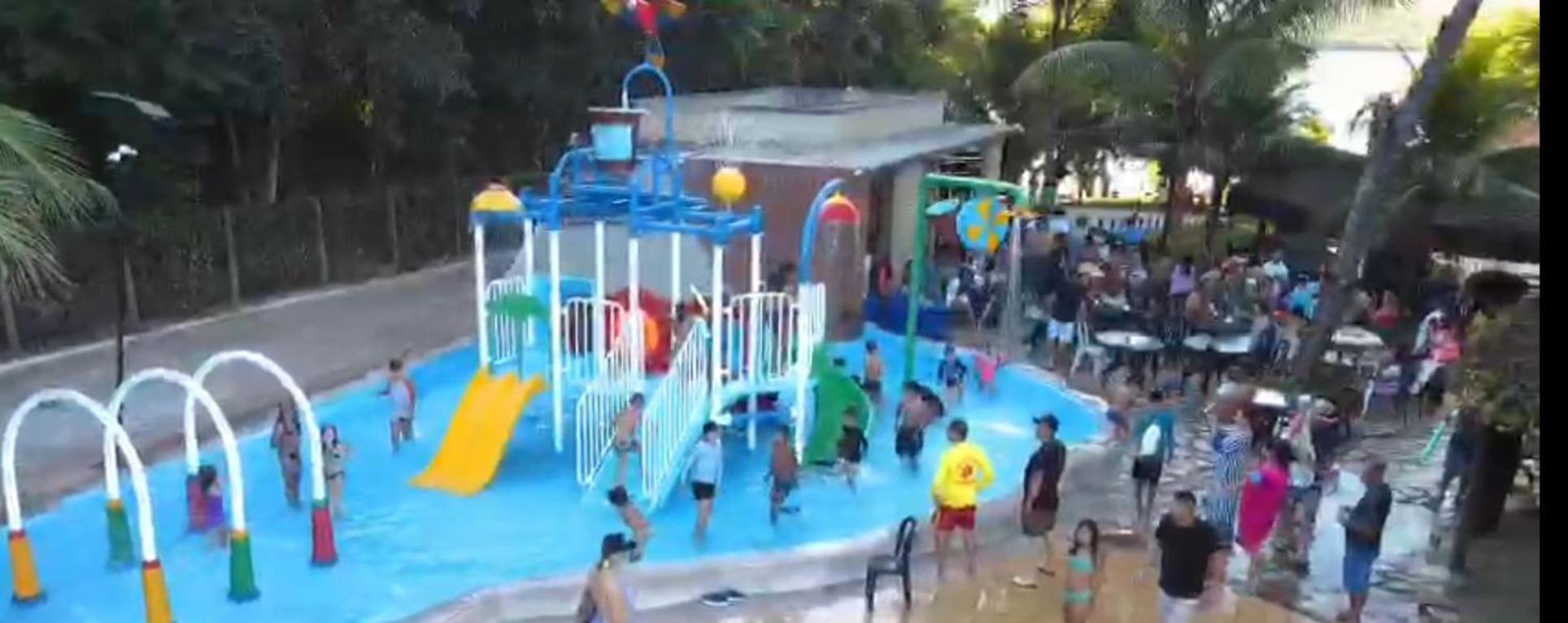 Aldeia Do Lago Caldas Novas Lindo Apt Com Cozinha Mobilia Nova Pode Levar Bebidas Na Area Das Piscinas Eksteriør billede